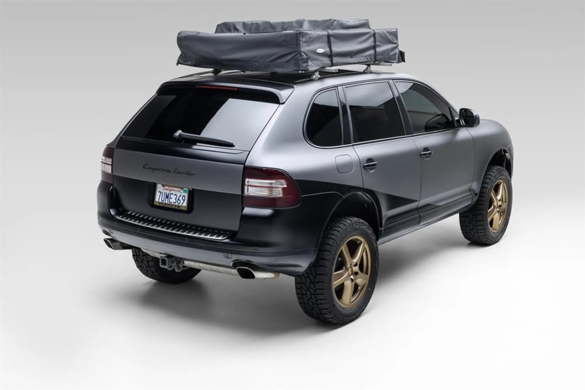 Modified 2003 Porsche Cayenne Turbo
