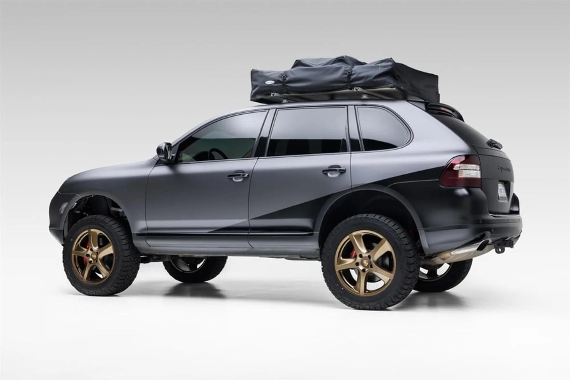 Modified 2003 Porsche Cayenne Turbo