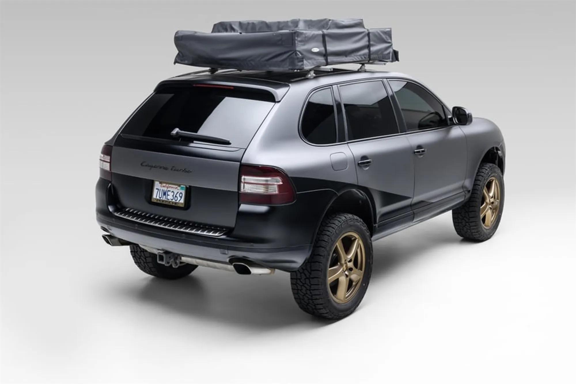 Modified 2003 Porsche Cayenne Turbo