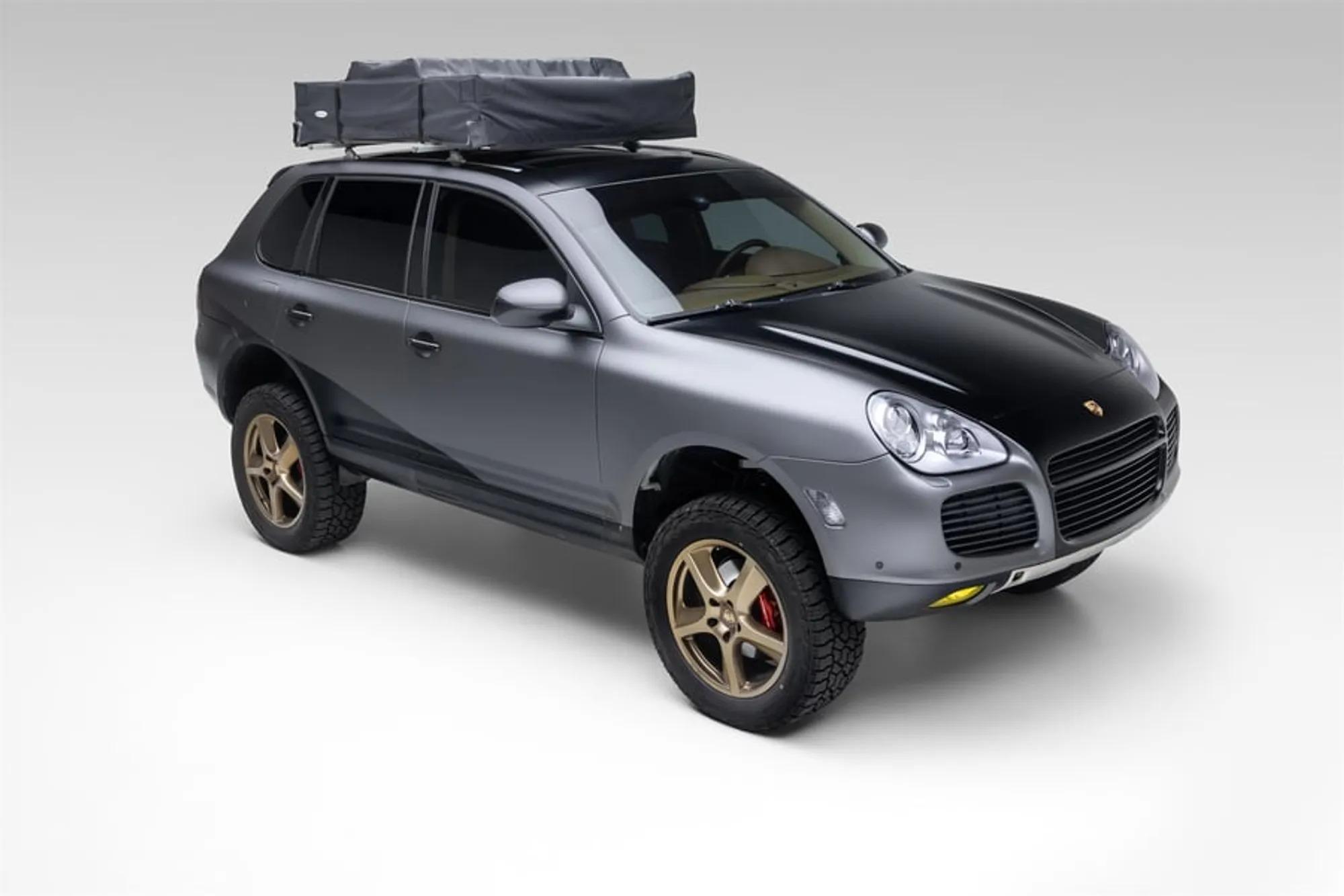 Modified 2003 Porsche Cayenne Turbo