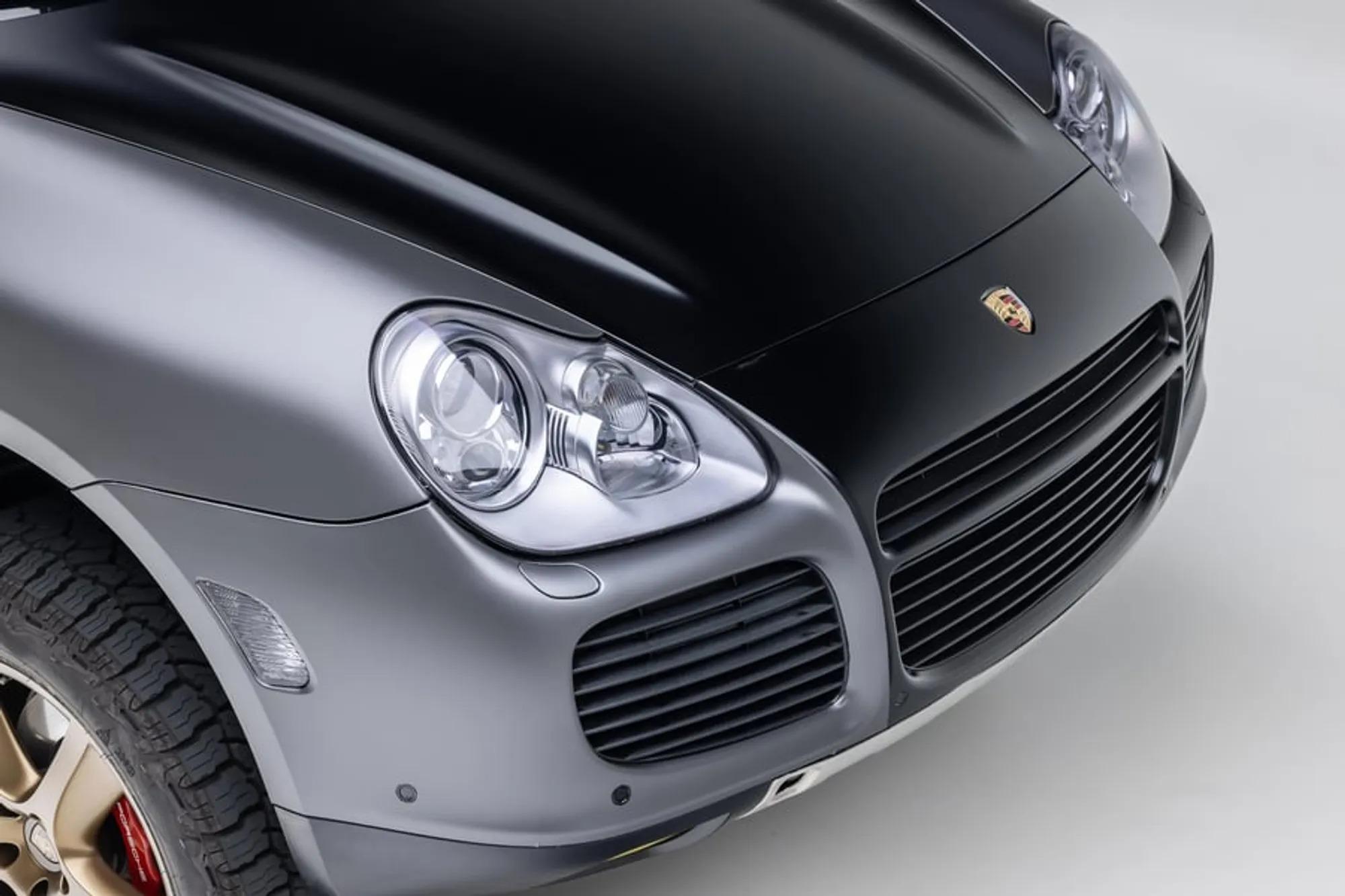 Modified 2003 Porsche Cayenne Turbo