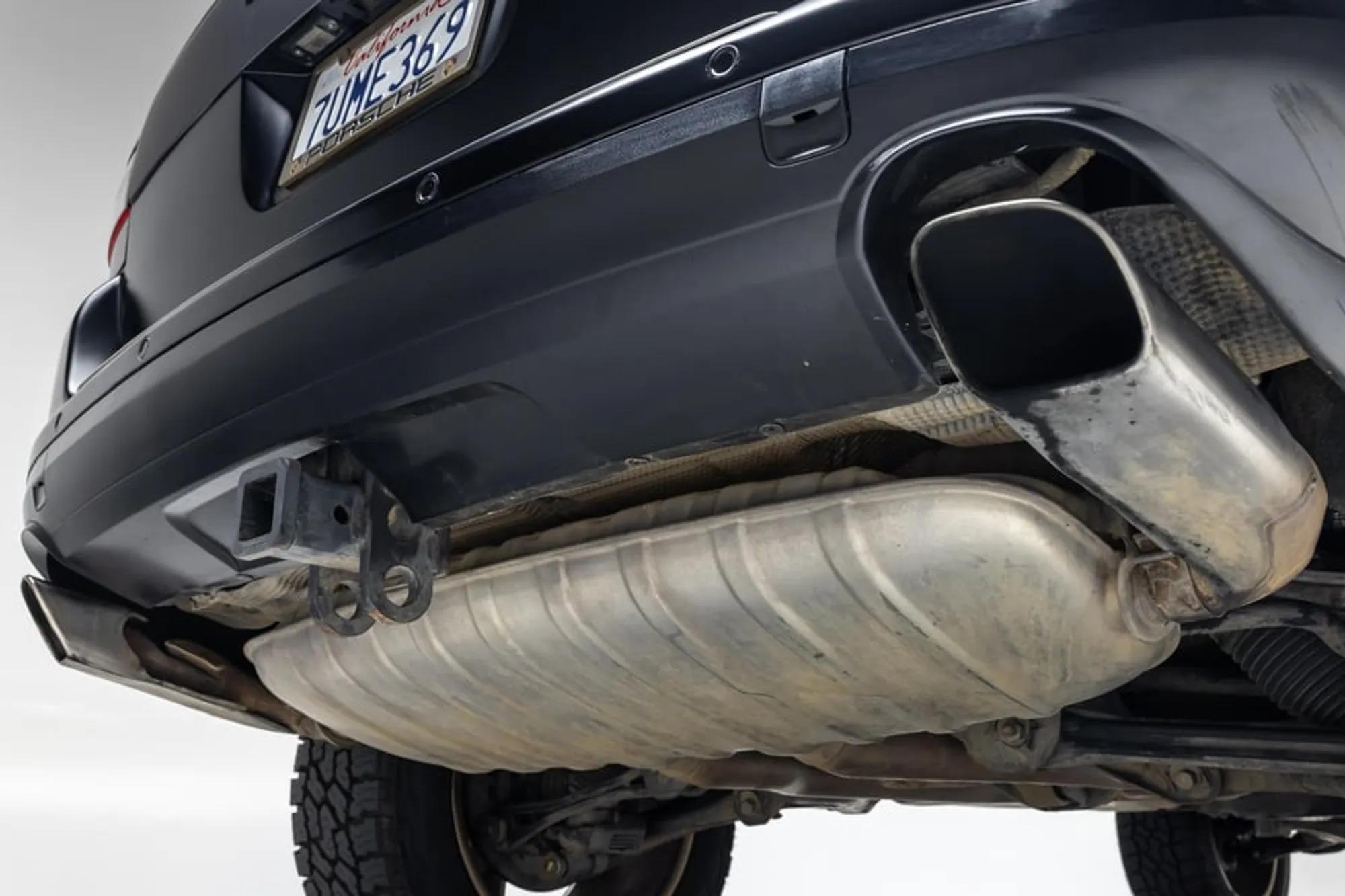 Modified 2003 Porsche Cayenne Turbo