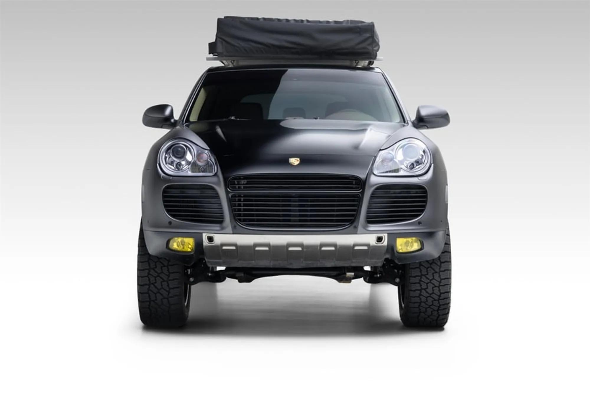 Modified 2003 Porsche Cayenne Turbo