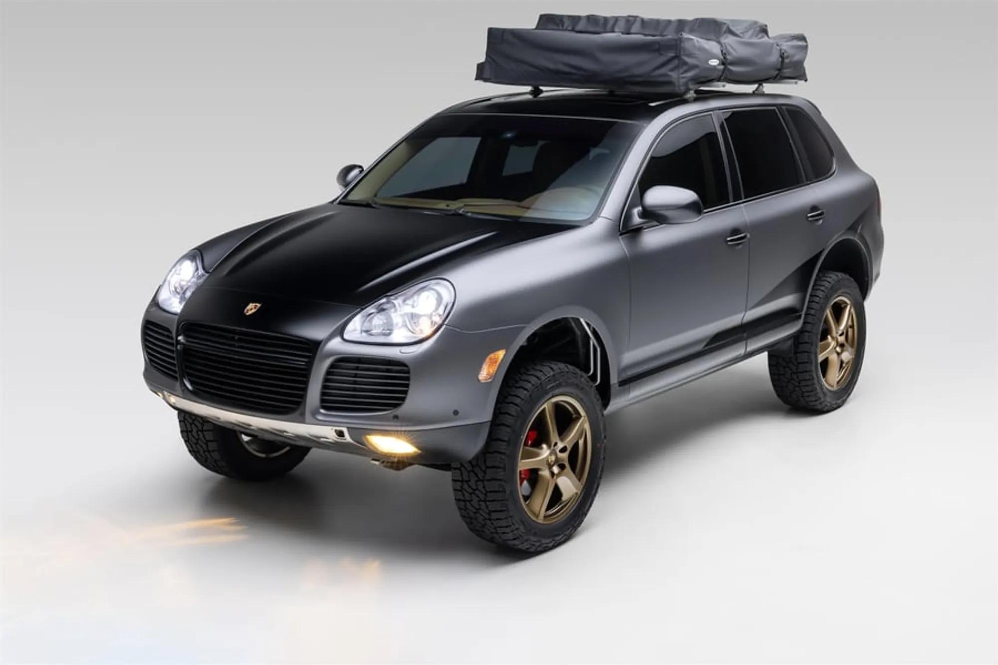 Modified 2003 Porsche Cayenne Turbo