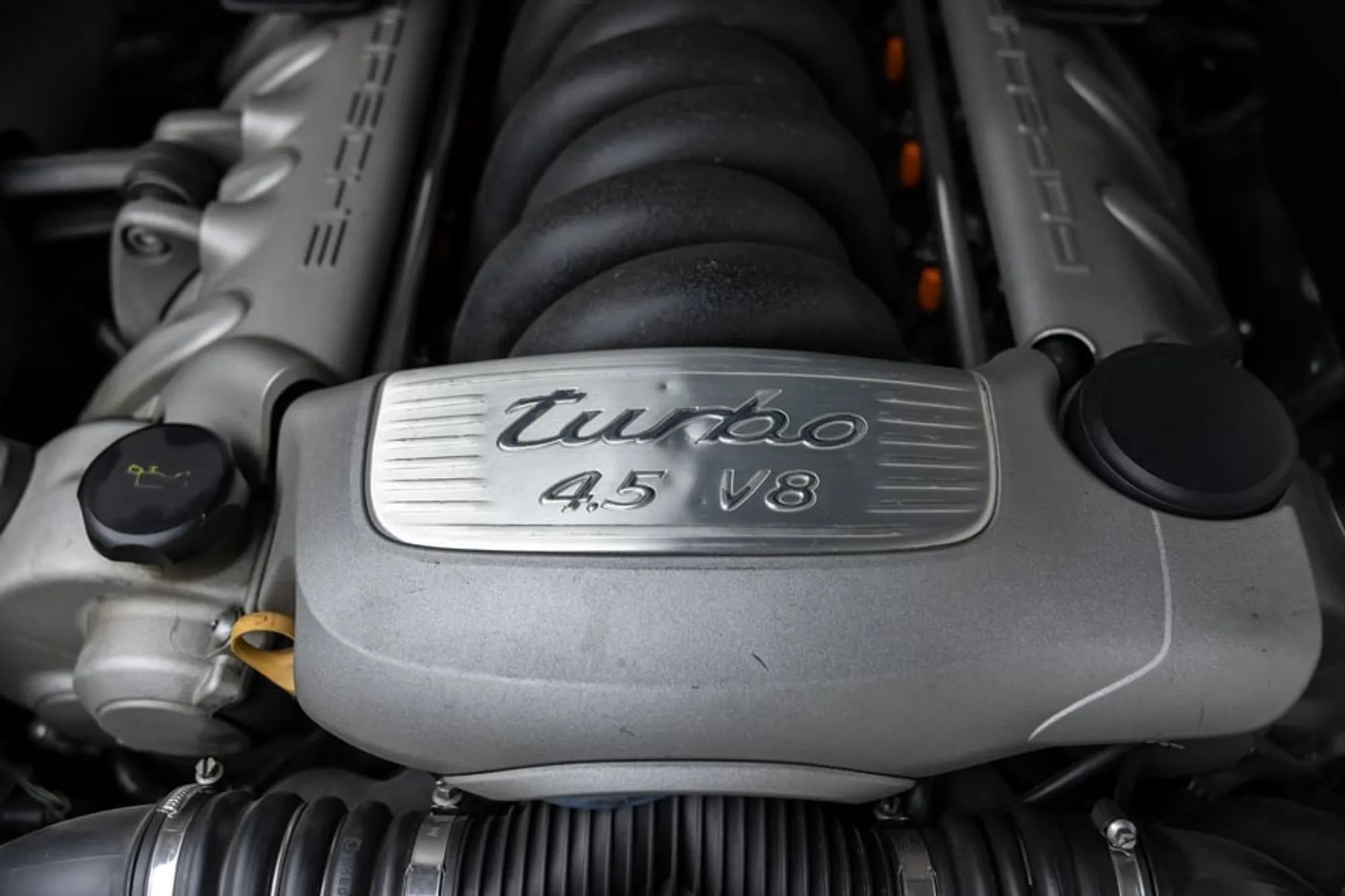 Modified 2003 Porsche Cayenne Turbo