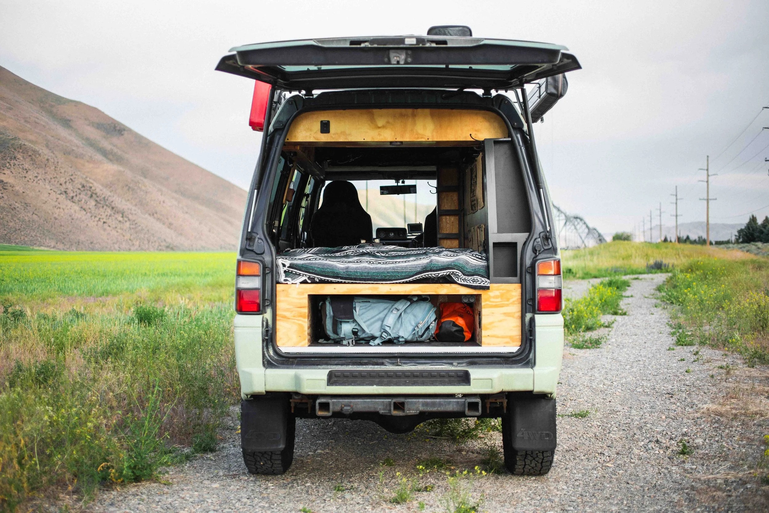 1995 Mitsubishi Delica L300 Star Wagon