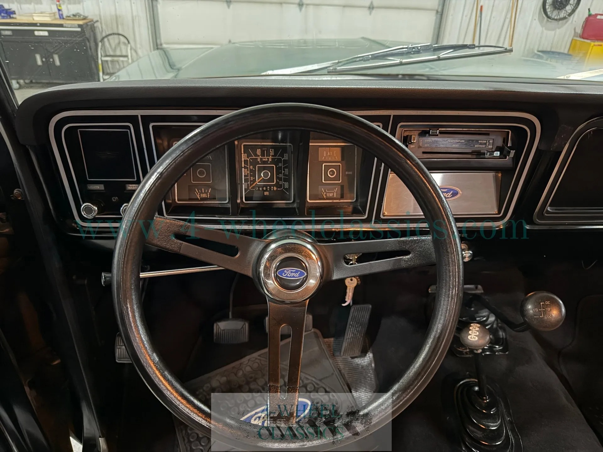 1977 Ford F-150 Short Box Ranger