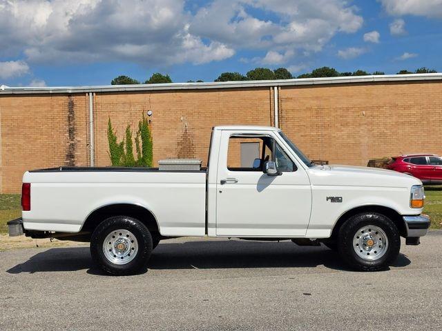 1994 Ford F-150 XLT SWB - 2
