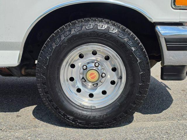 1994 Ford F-150 XLT SWB