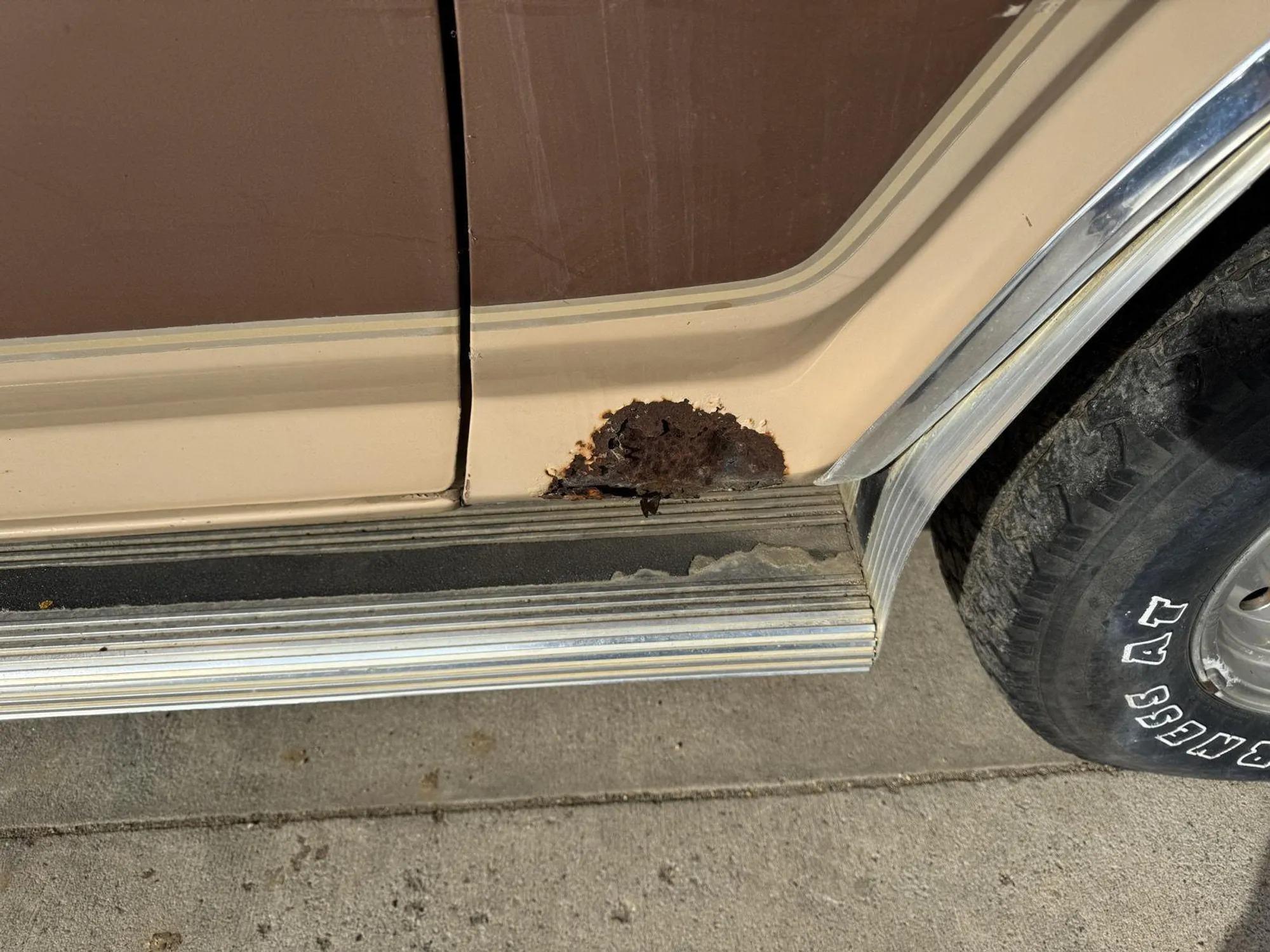 1985 Ford F-150 XLT Lariat 4×4