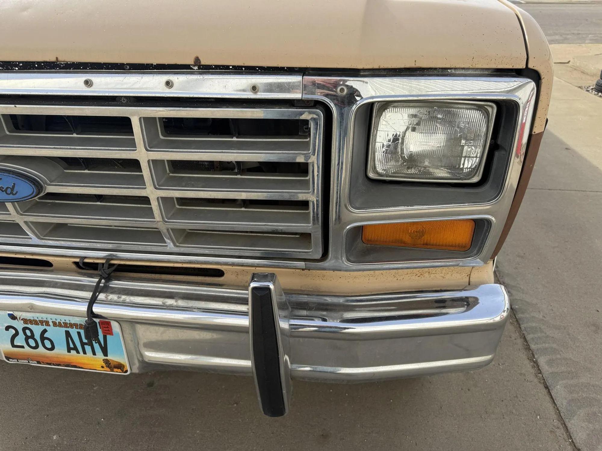 1985 Ford F-150 XLT Lariat 4×4