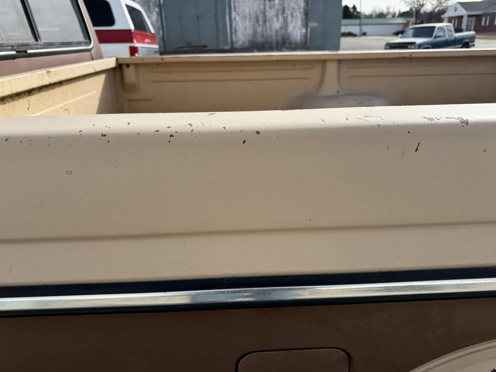 1985 Ford F-150 XLT Lariat 4×4