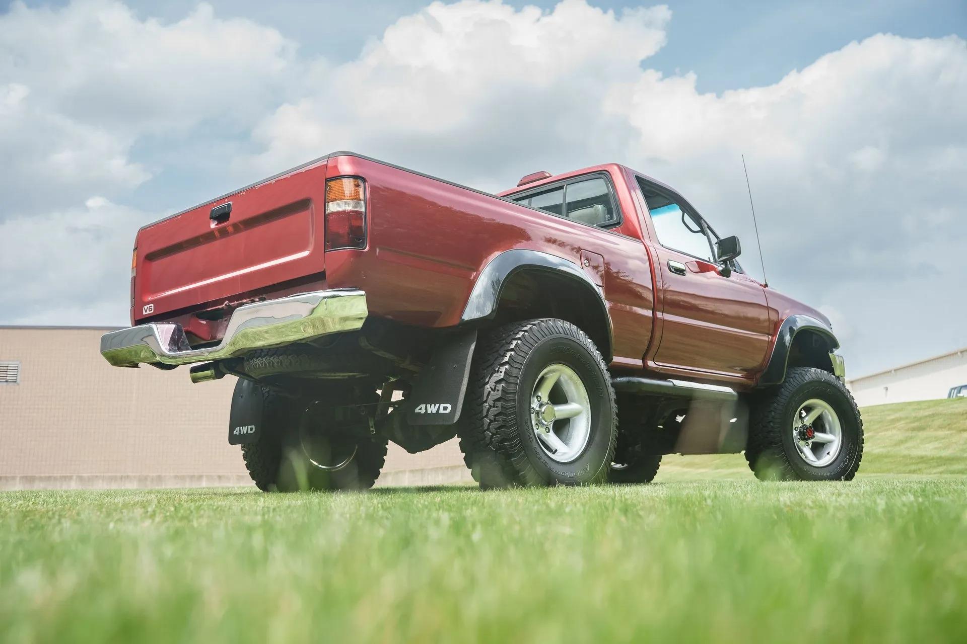 1994 Toyota Pickup DLX