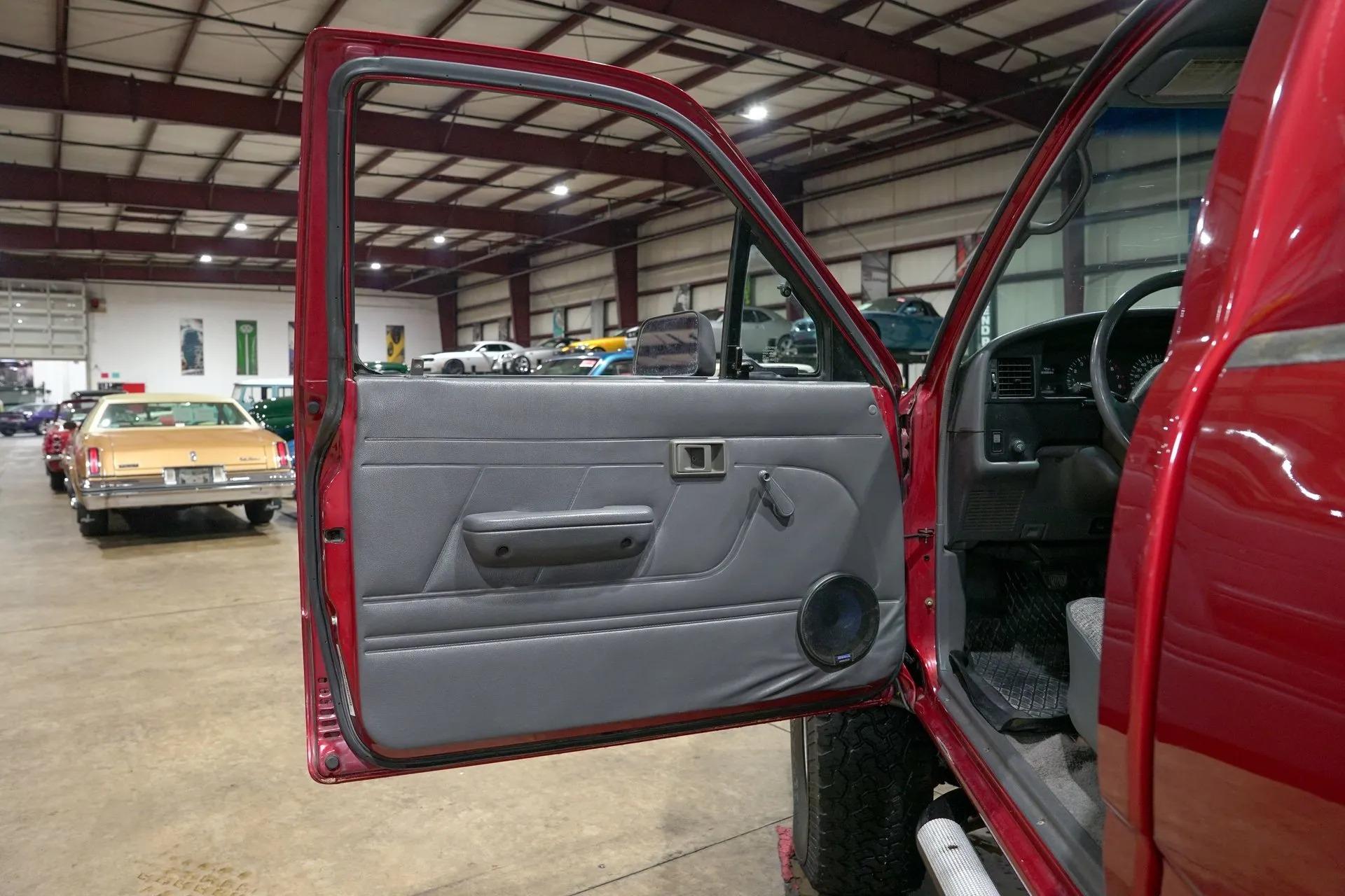 1994 Toyota Pickup DLX