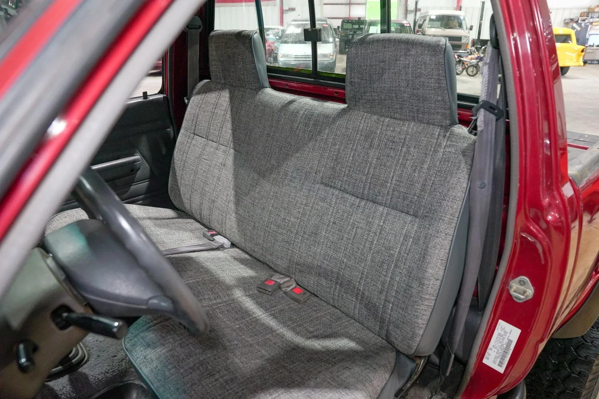 1994 Toyota Pickup DLX