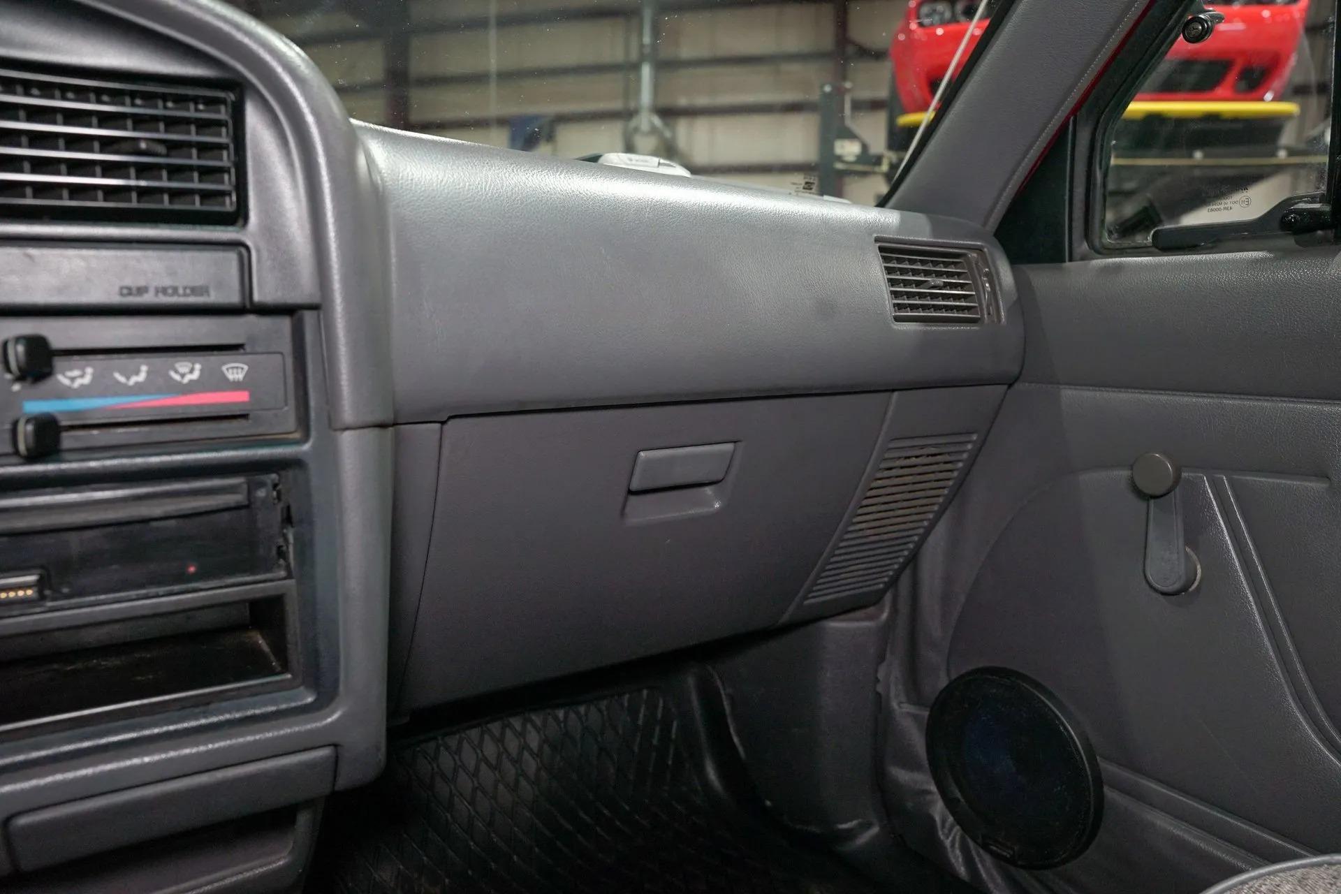 1994 Toyota Pickup DLX