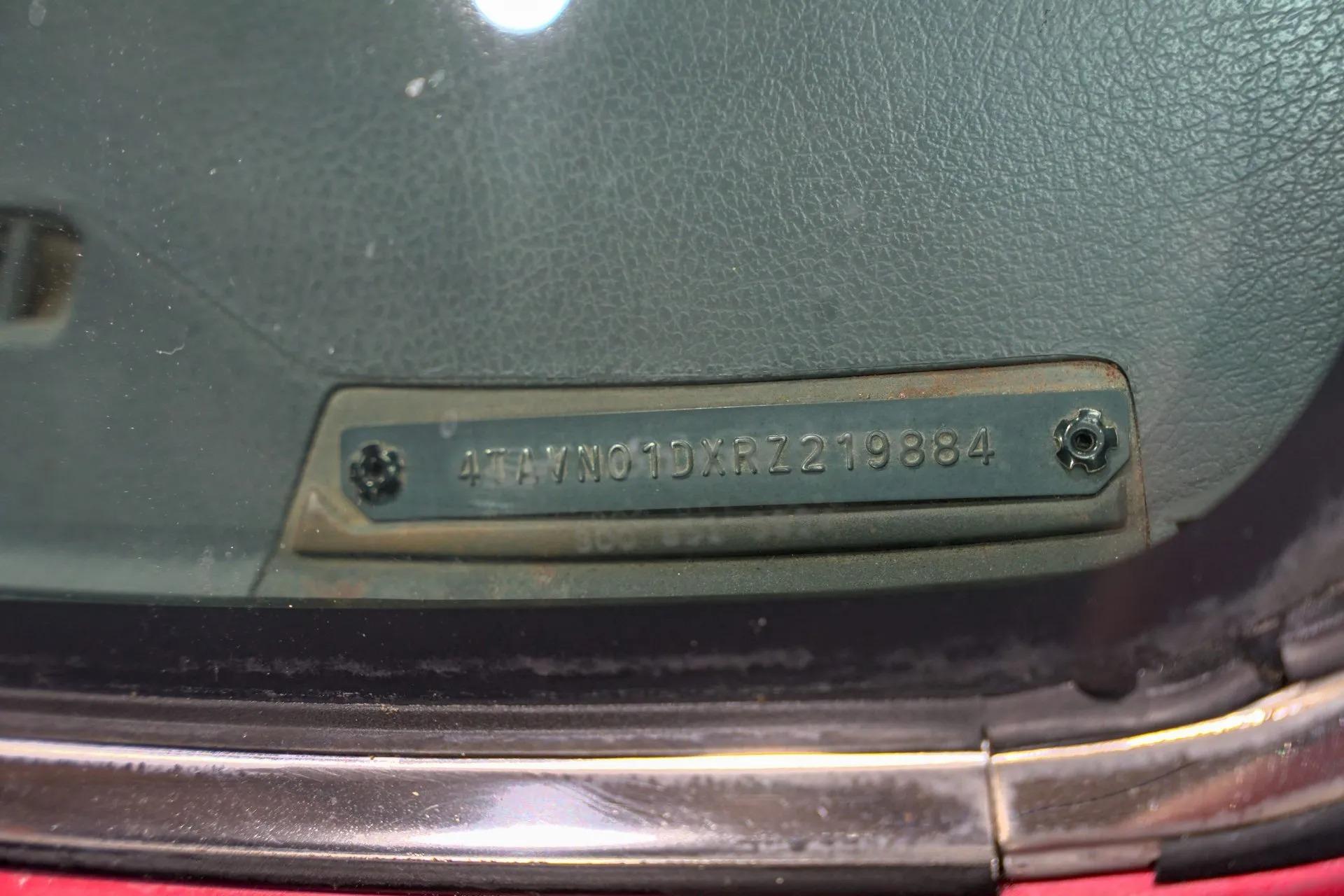 1994 Toyota Pickup DLX