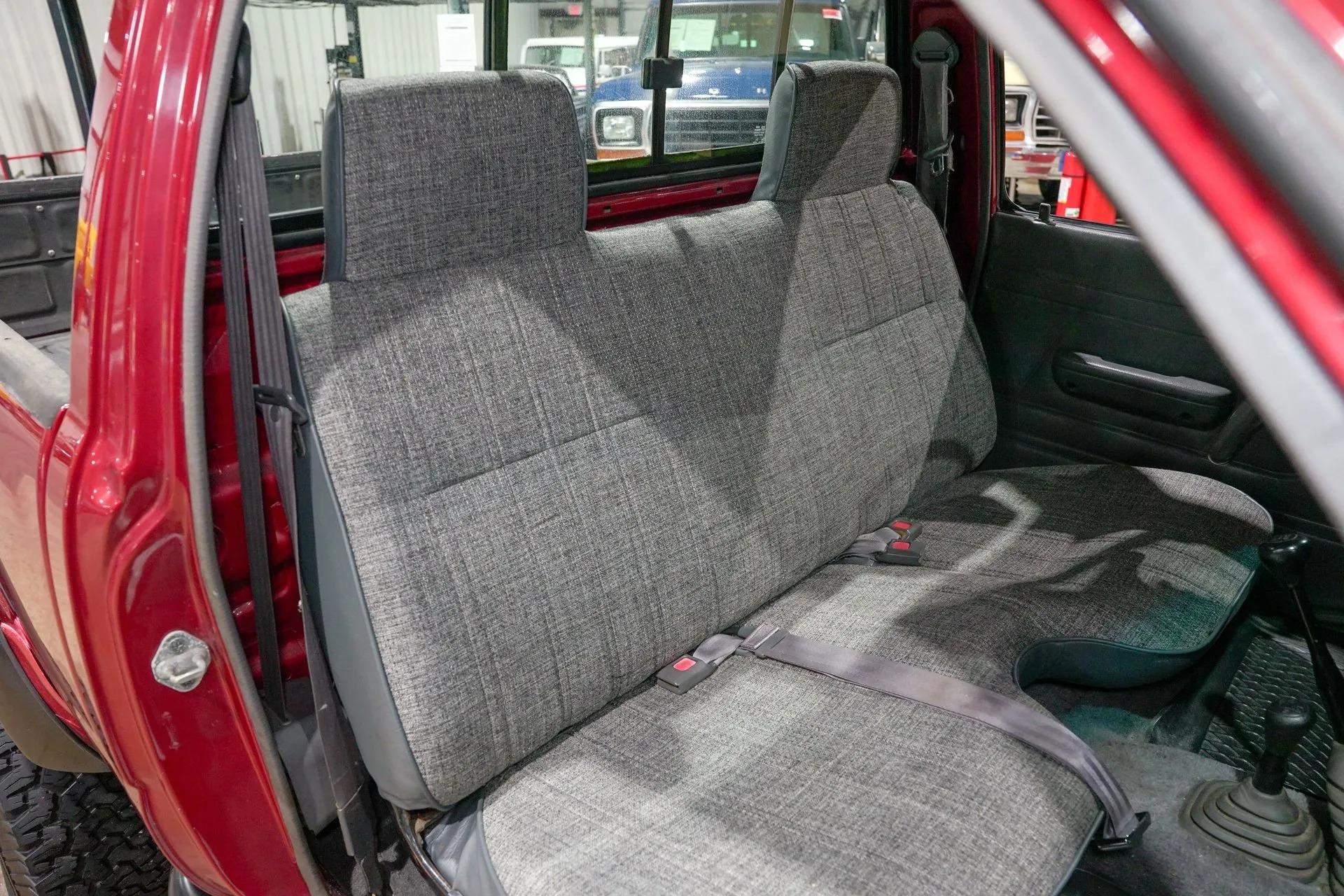 1994 Toyota Pickup DLX
