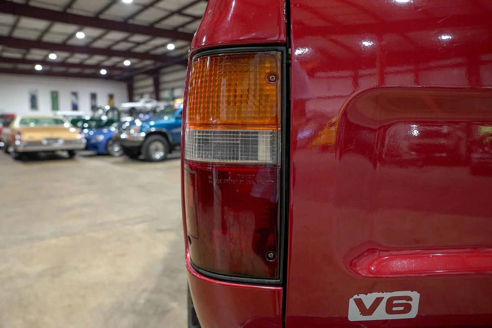 1994 Toyota Pickup DLX