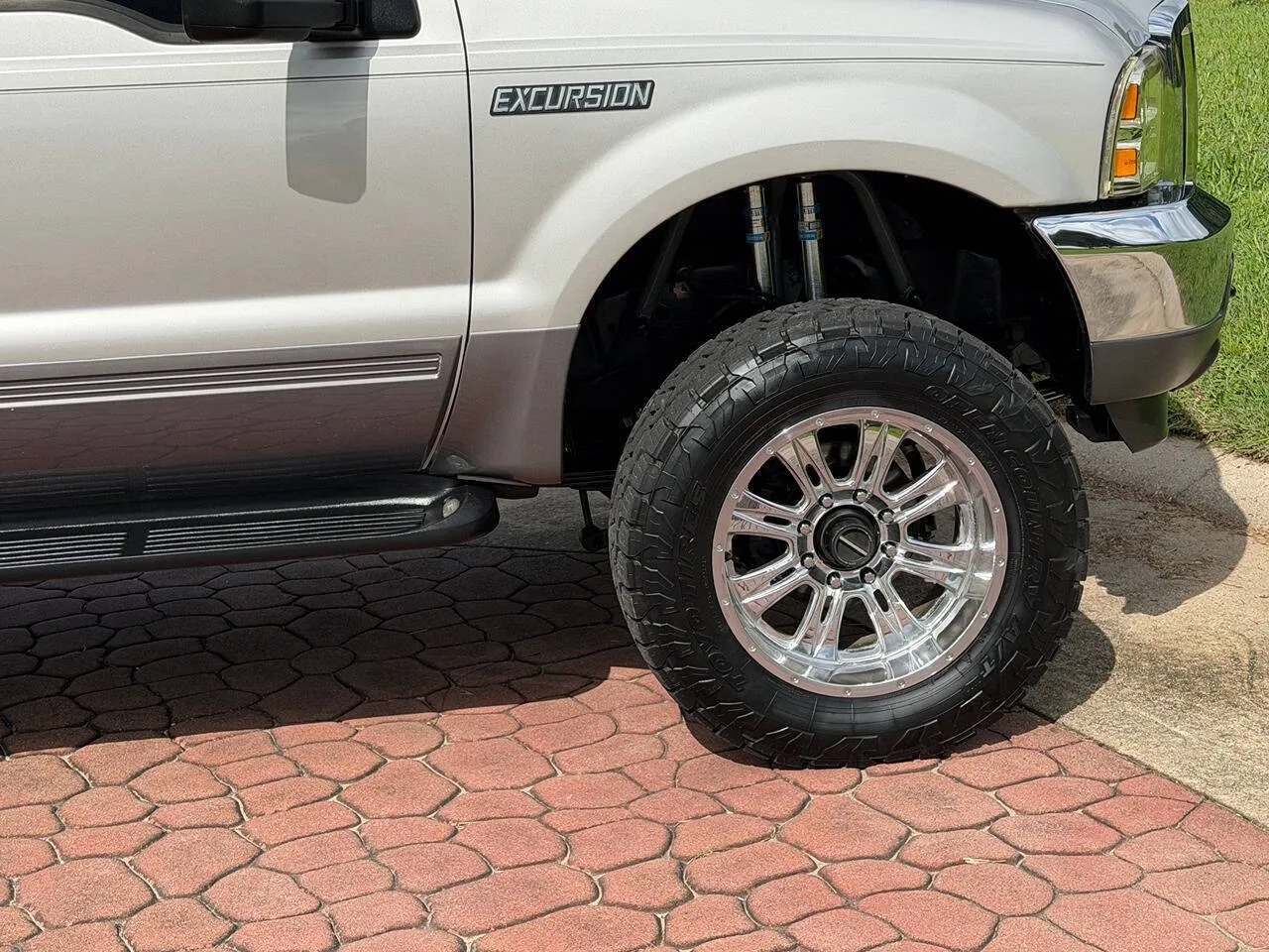 2002 Ford Excursion XLT