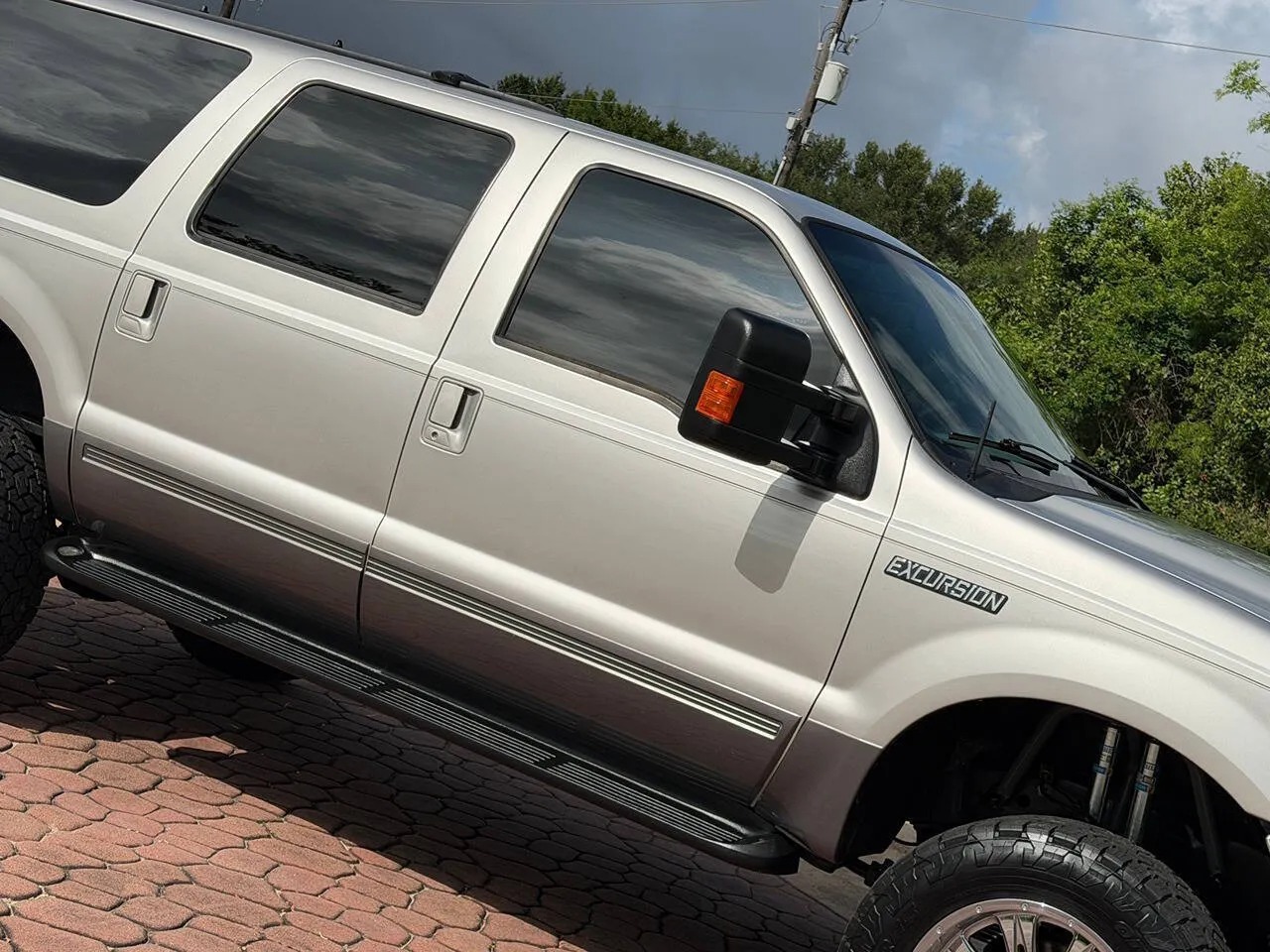 2002 Ford Excursion XLT