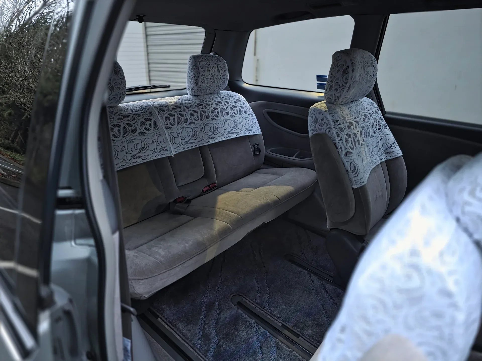 2000 Toyota Estima L