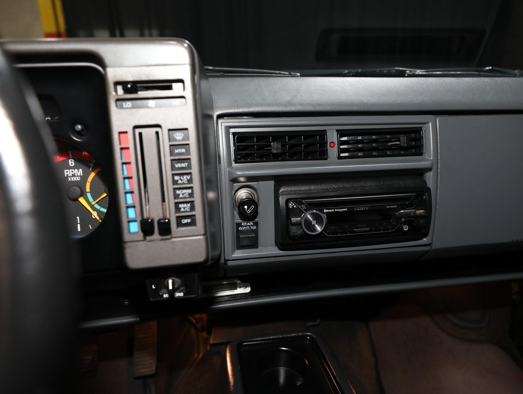 1993 GMC Typhoon