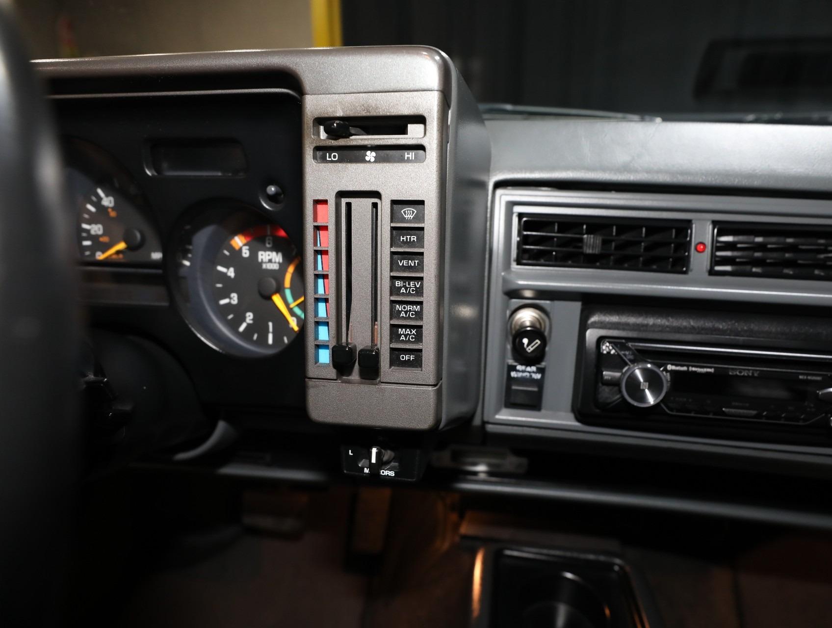 1993 GMC Typhoon