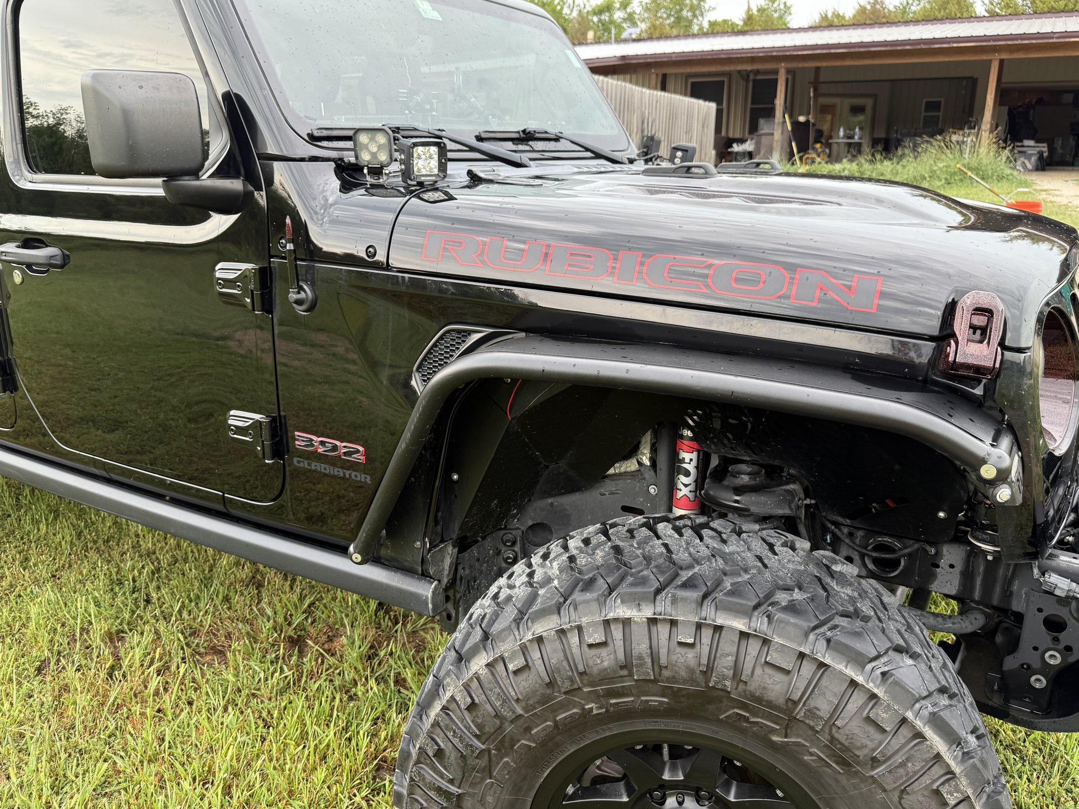 HEMI V8-Powered 2022 Jeep Gladiator