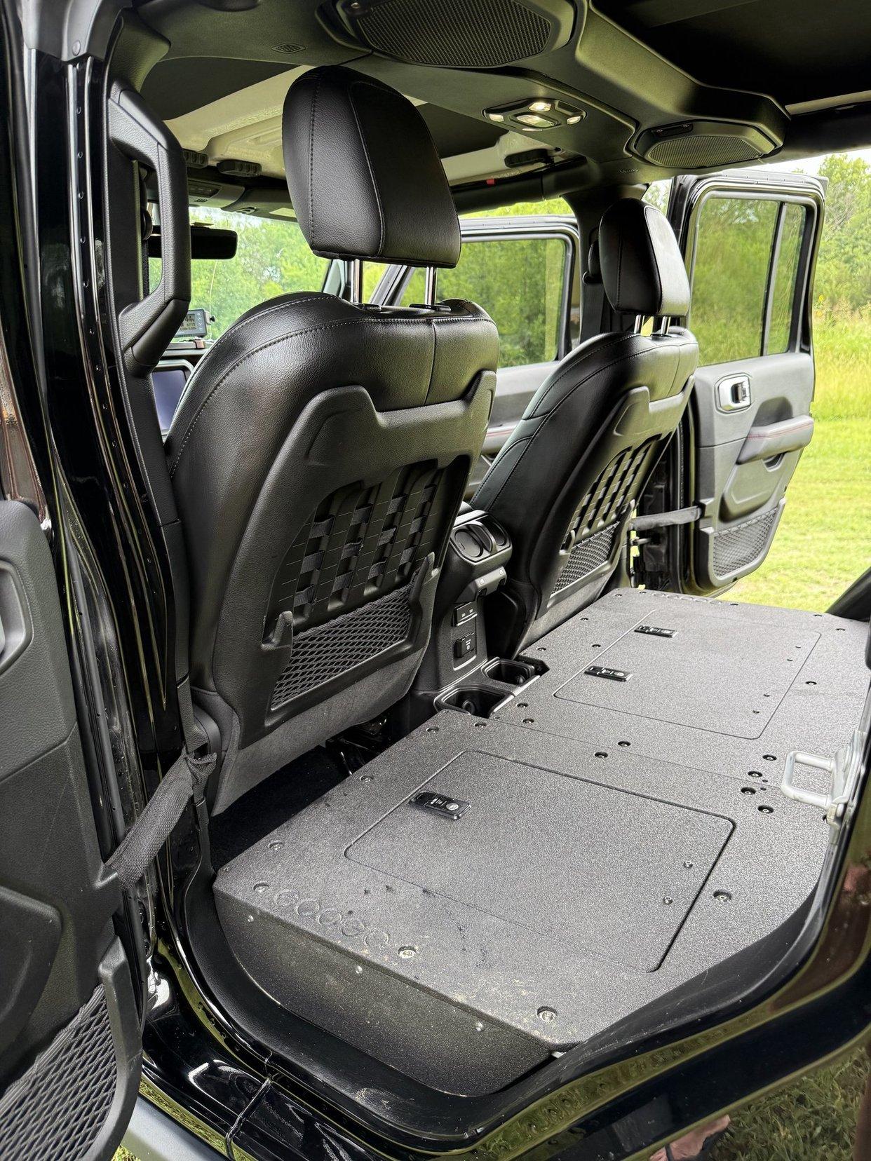 HEMI V8-Powered 2022 Jeep Gladiator