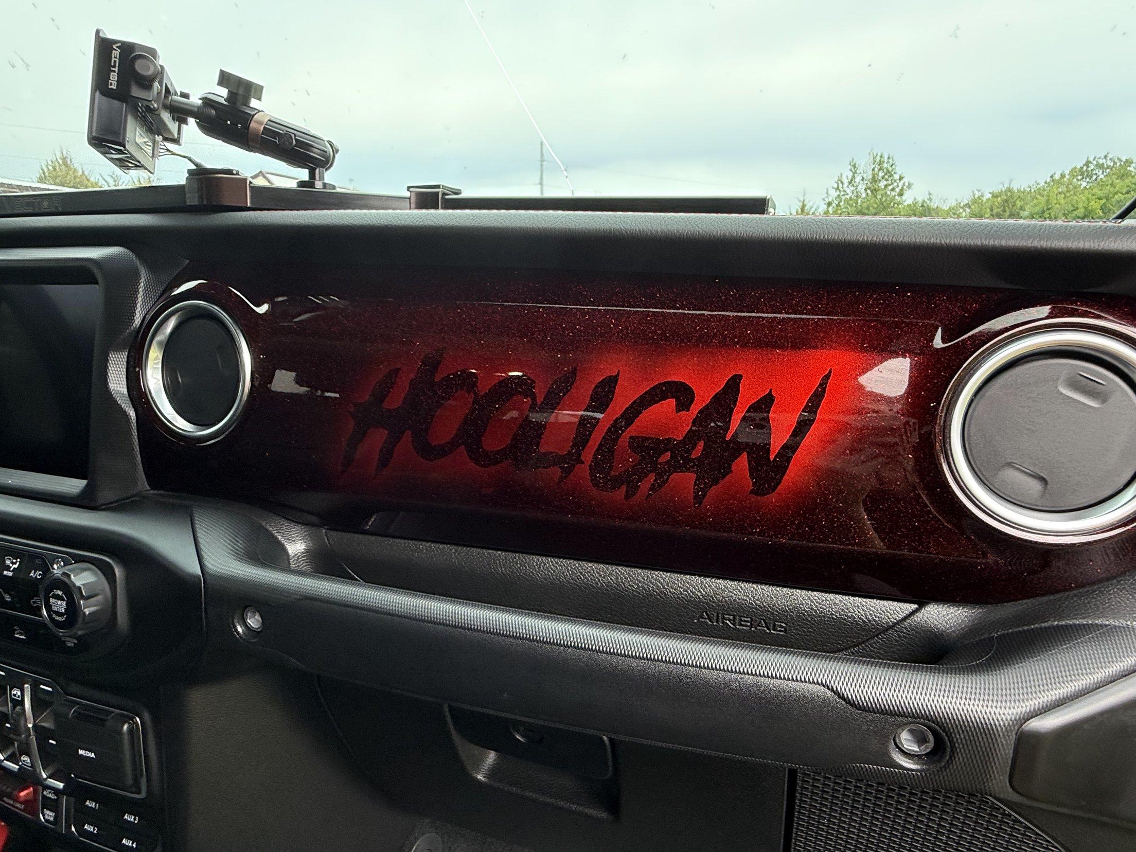 HEMI V8-Powered 2022 Jeep Gladiator