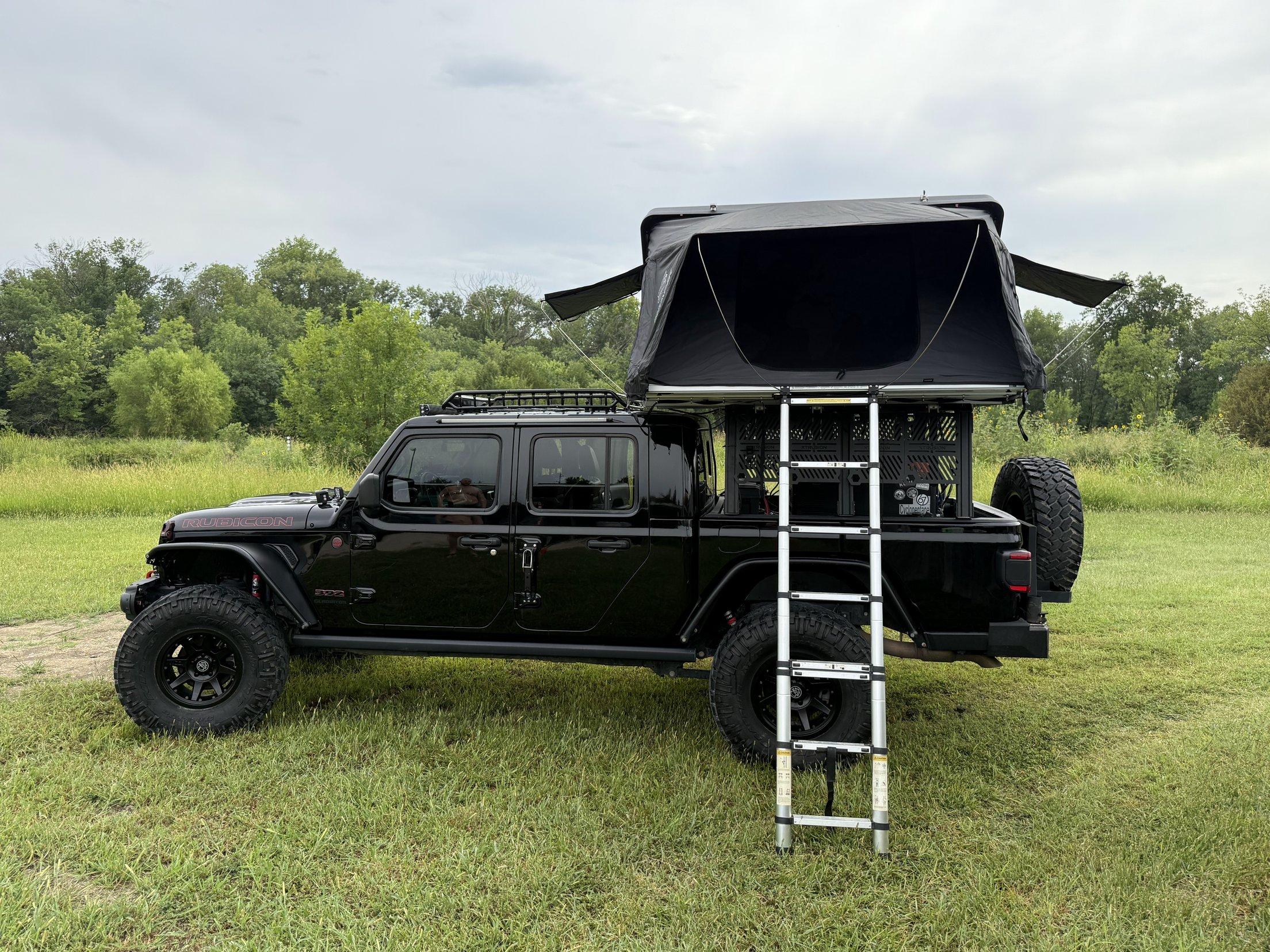 HEMI V8-Powered 2022 Jeep Gladiator