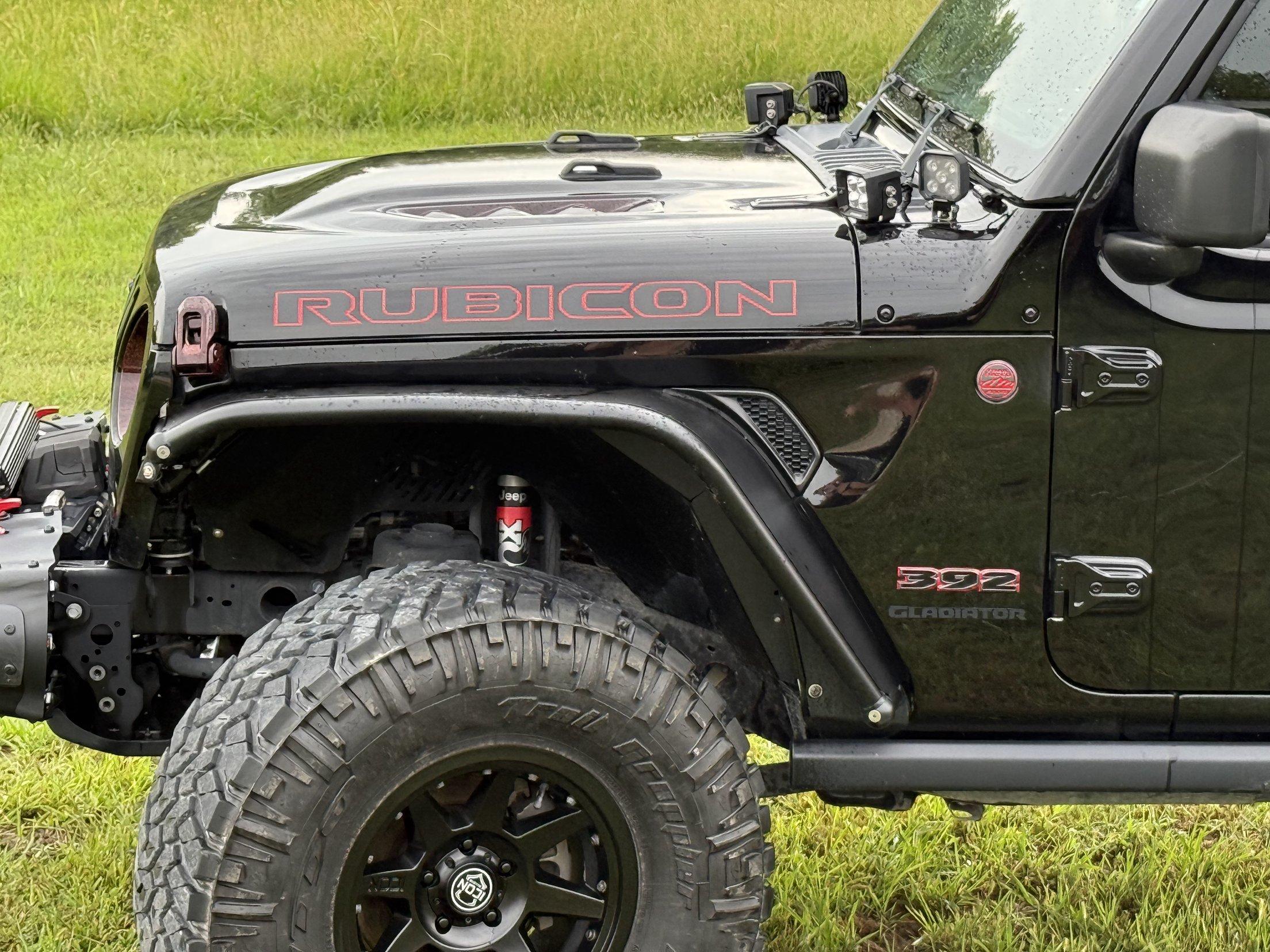 HEMI V8-Powered 2022 Jeep Gladiator