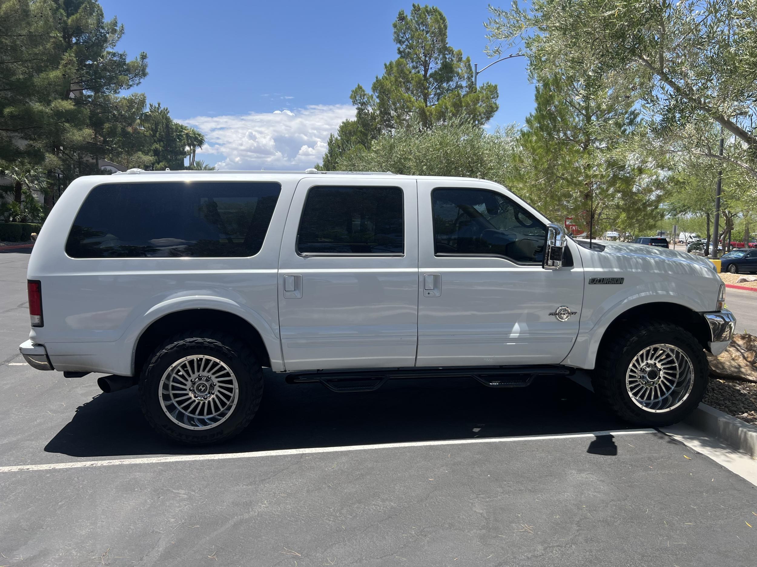 2000 Ford Excursion Limited 4x4 - 3
