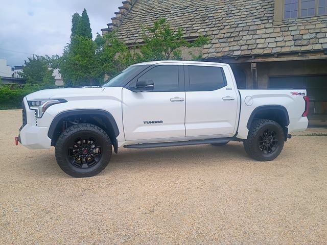 2024 Toyota Tundra Limited HV