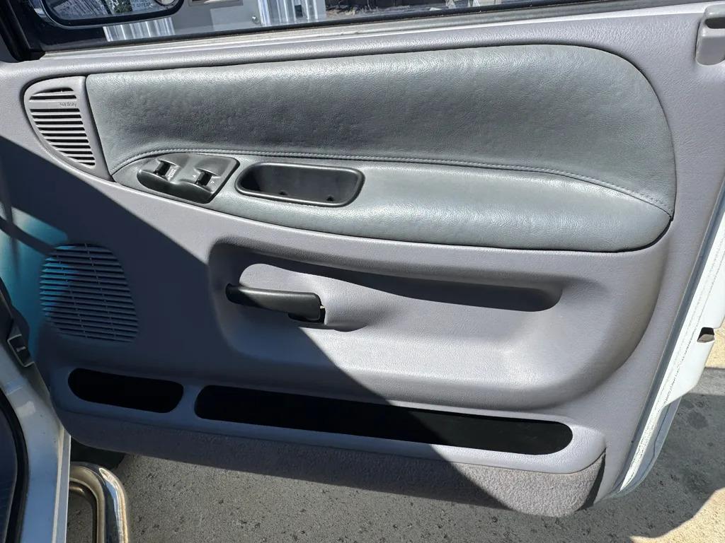 1997 Dodge Ram 1500 LT