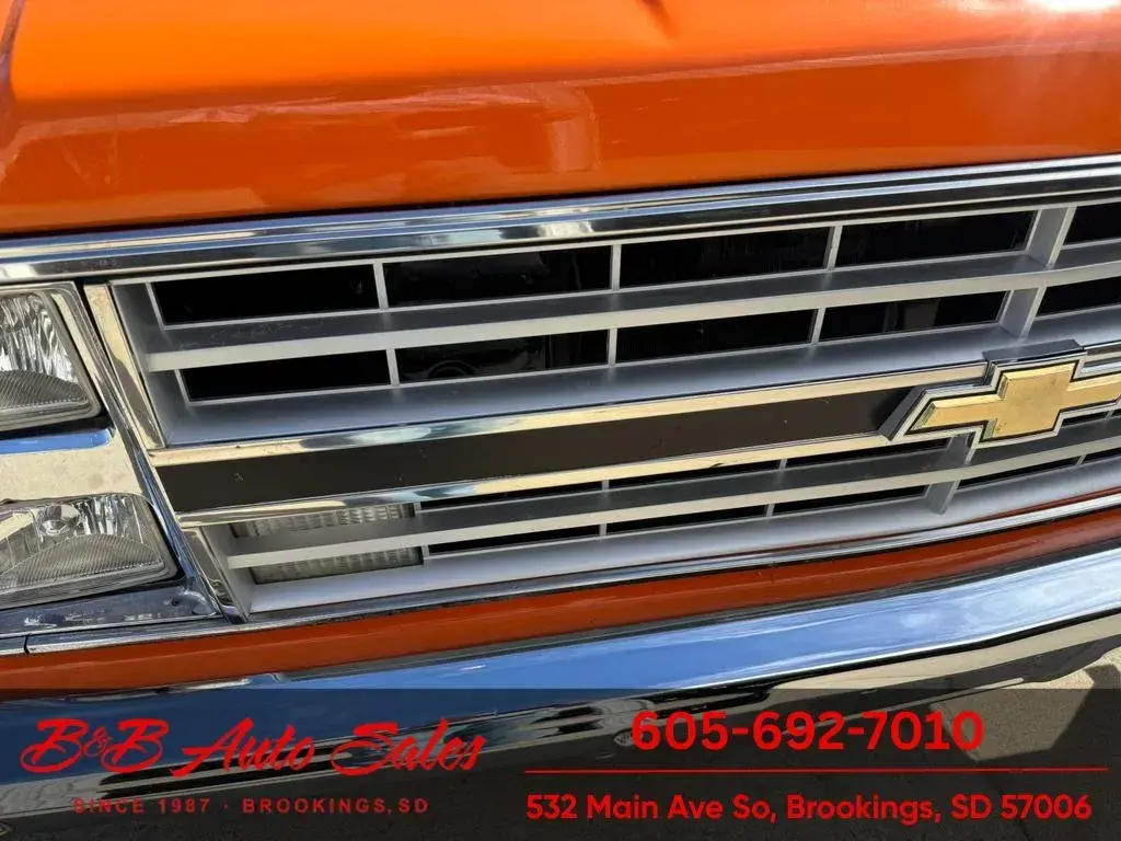 1985 Chevrolet C10 Shortbox Details
