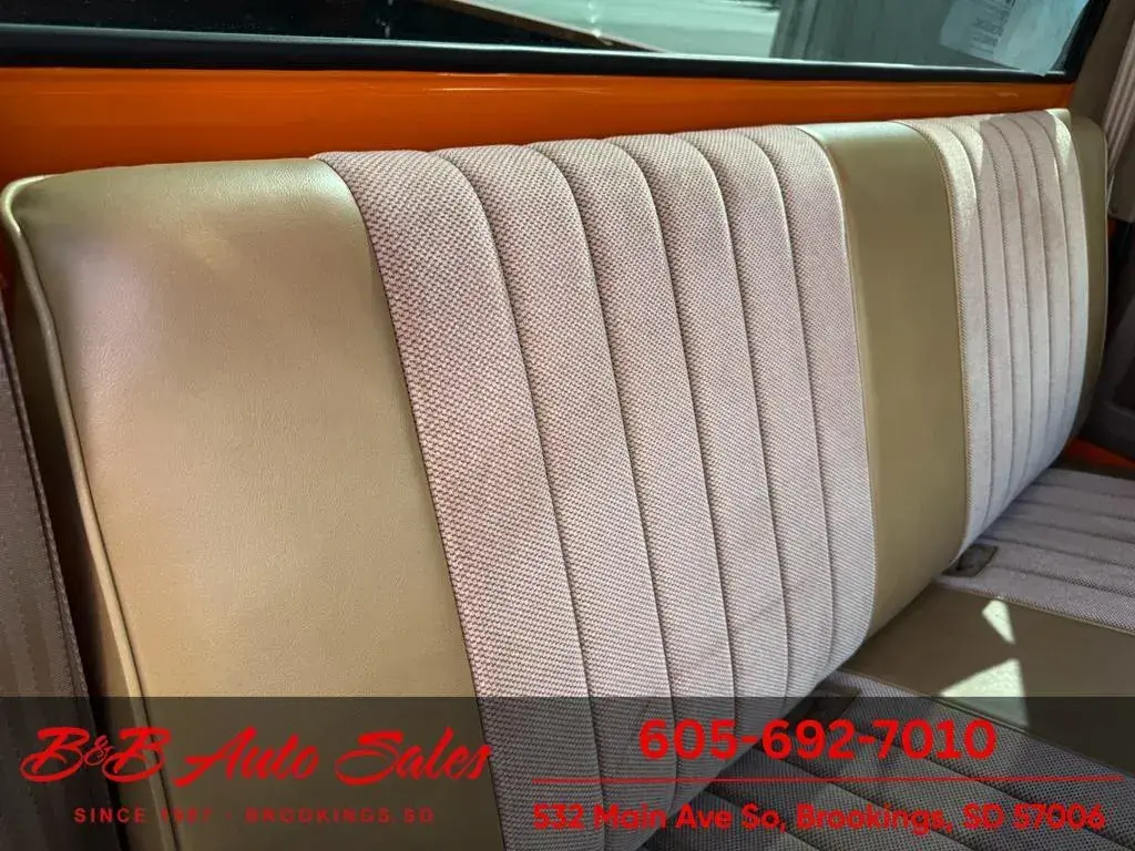 1985 Chevrolet C10 Shortbox Details