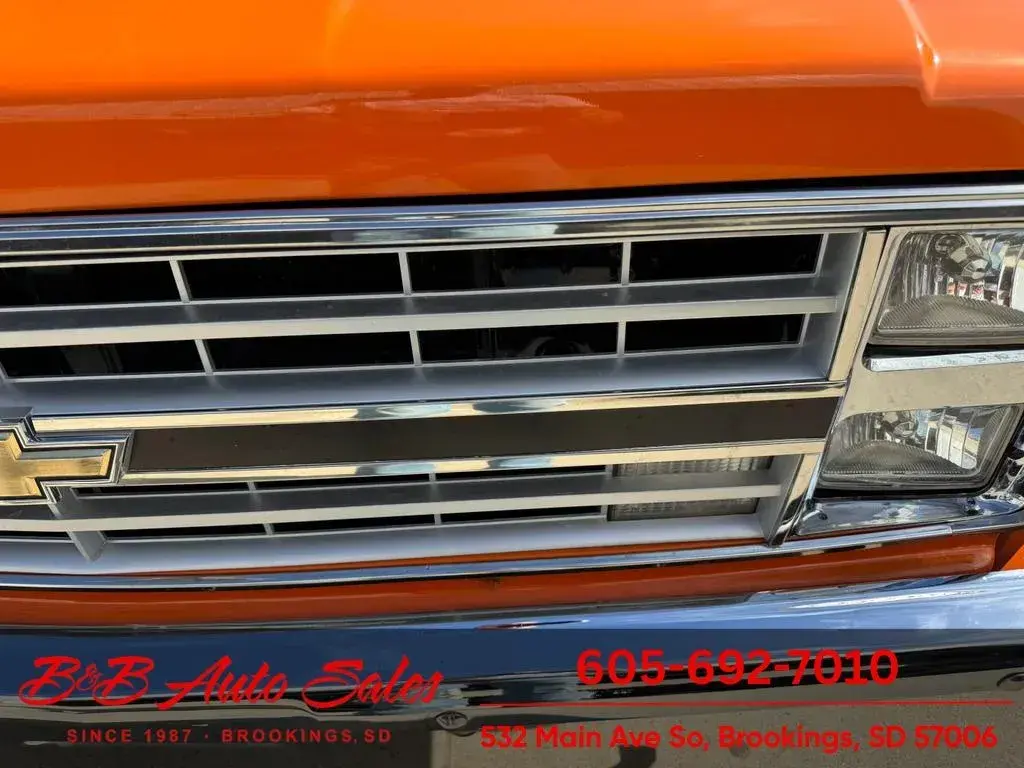1985 Chevrolet C10 Shortbox Details