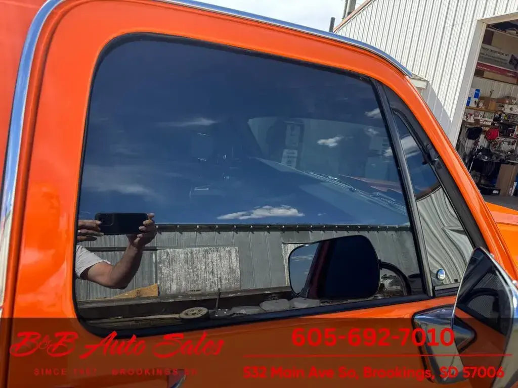 1985 Chevrolet C10 Shortbox Details