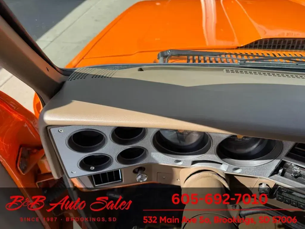 1985 Chevrolet C10 Shortbox Details