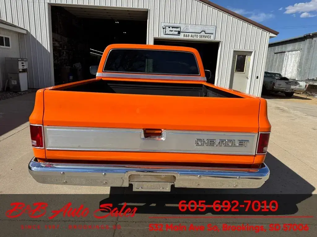 1985 Chevrolet C10 Shortbox Details