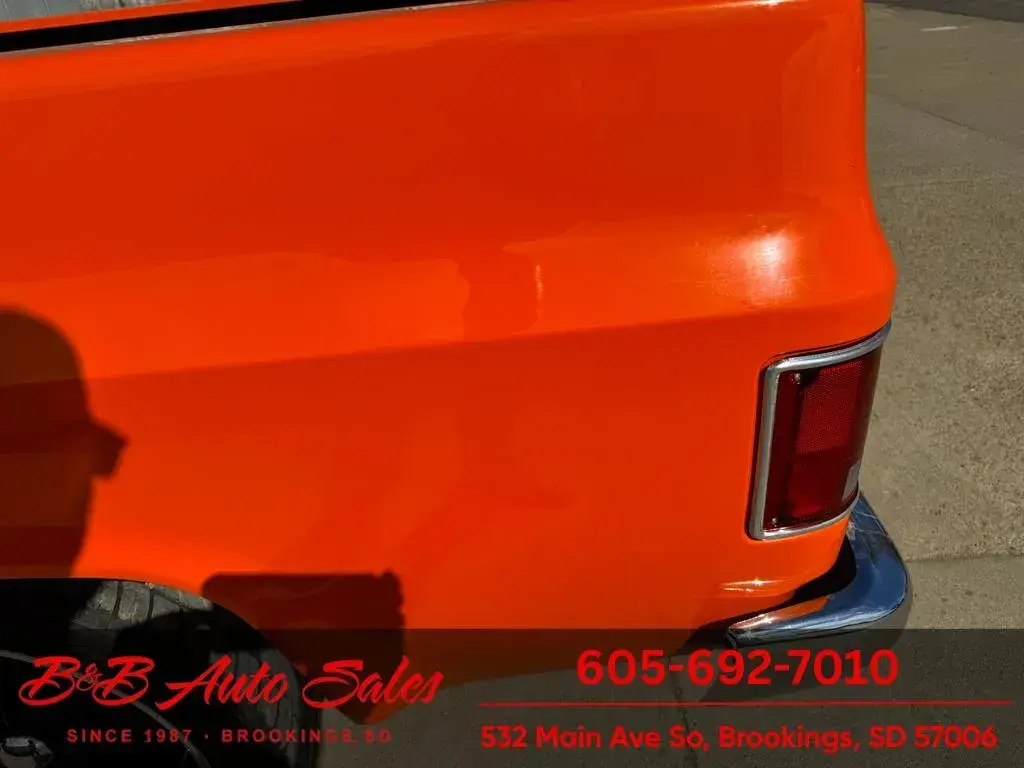 1985 Chevrolet C10 Shortbox Details