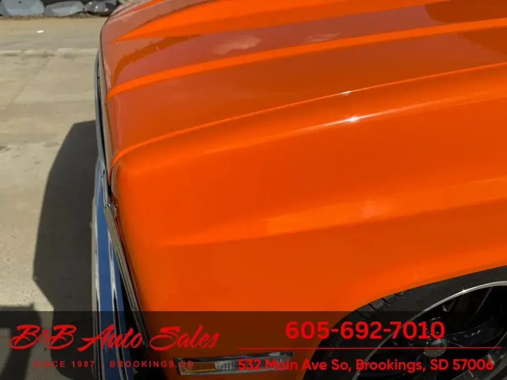 1985 Chevrolet C10 Shortbox Details