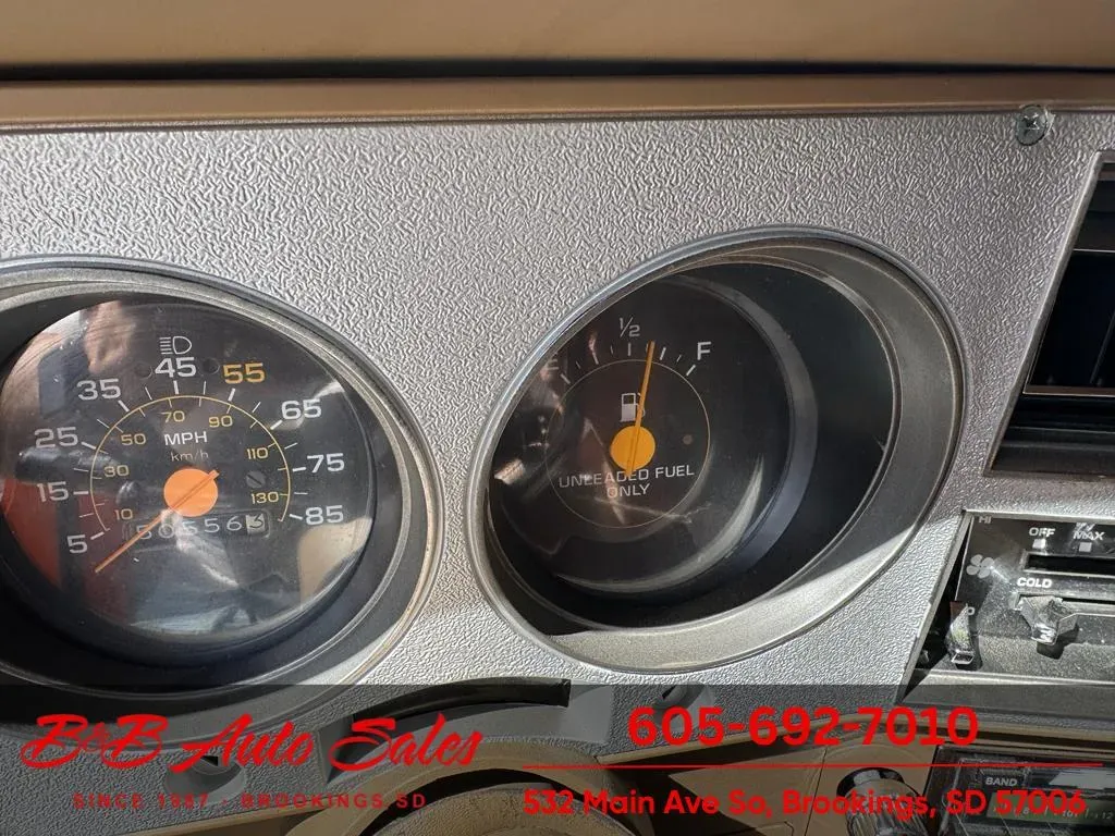 1985 Chevrolet C10 Shortbox Details