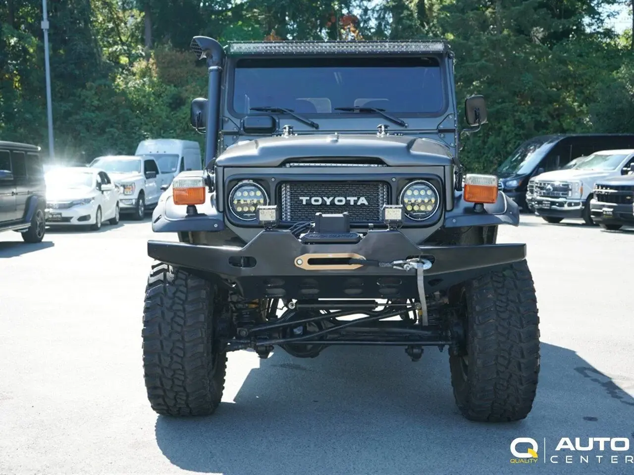 Restored 1984 Toyota Land Cruiser FJ43 - 4