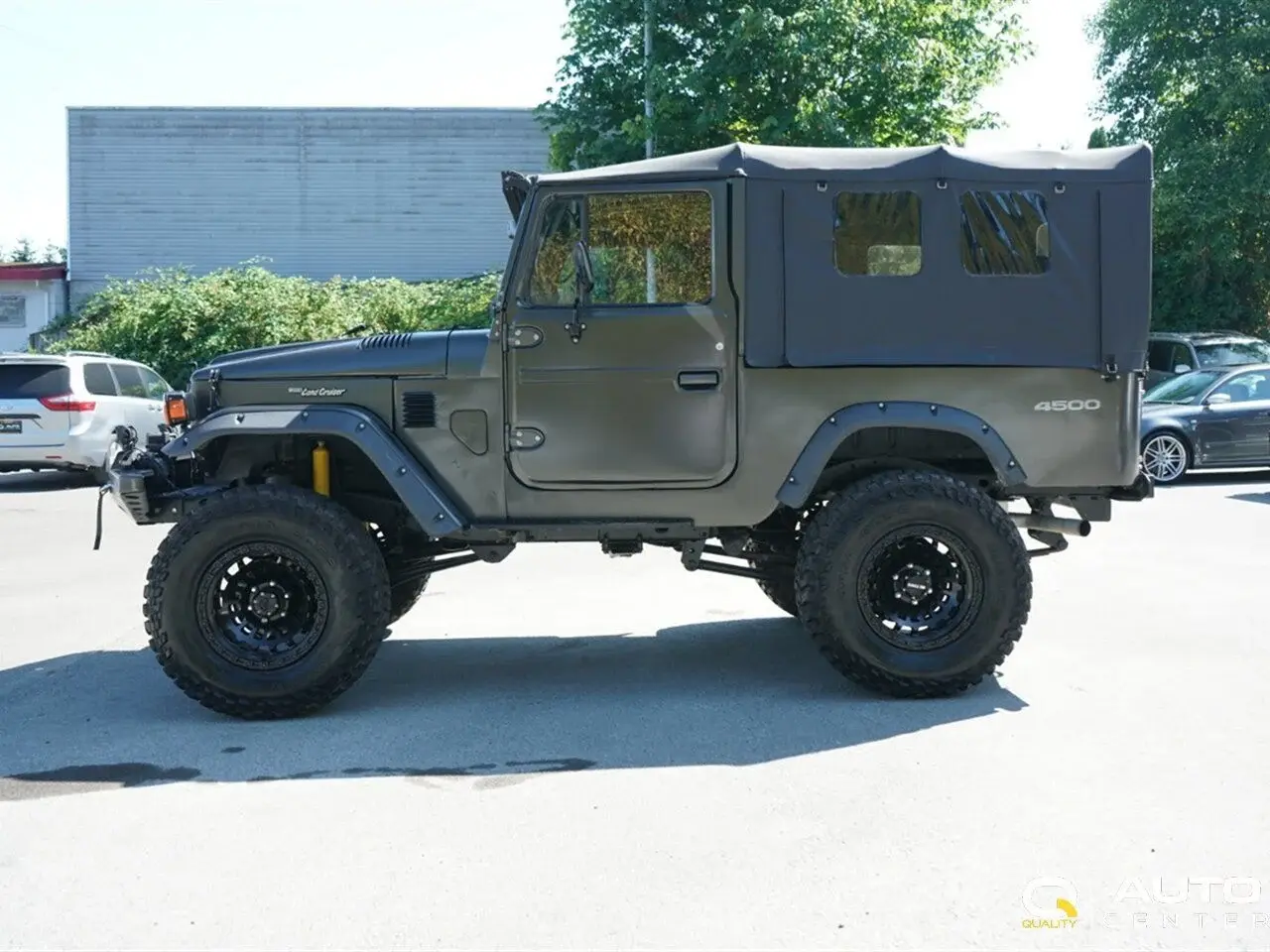 Restored 1984 Toyota Land Cruiser FJ43