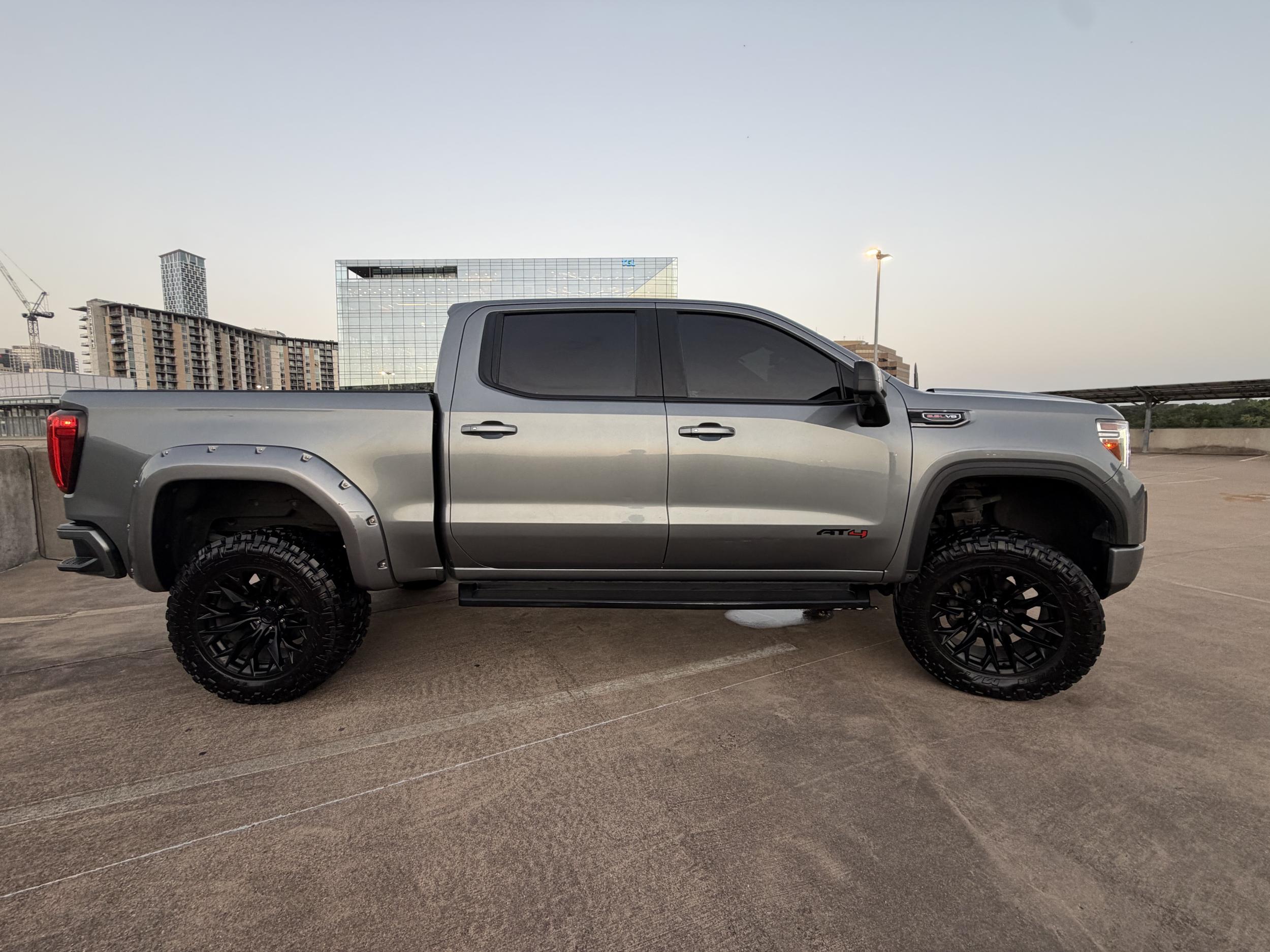 2020 GMC Sierra 1500 AT4 - 2