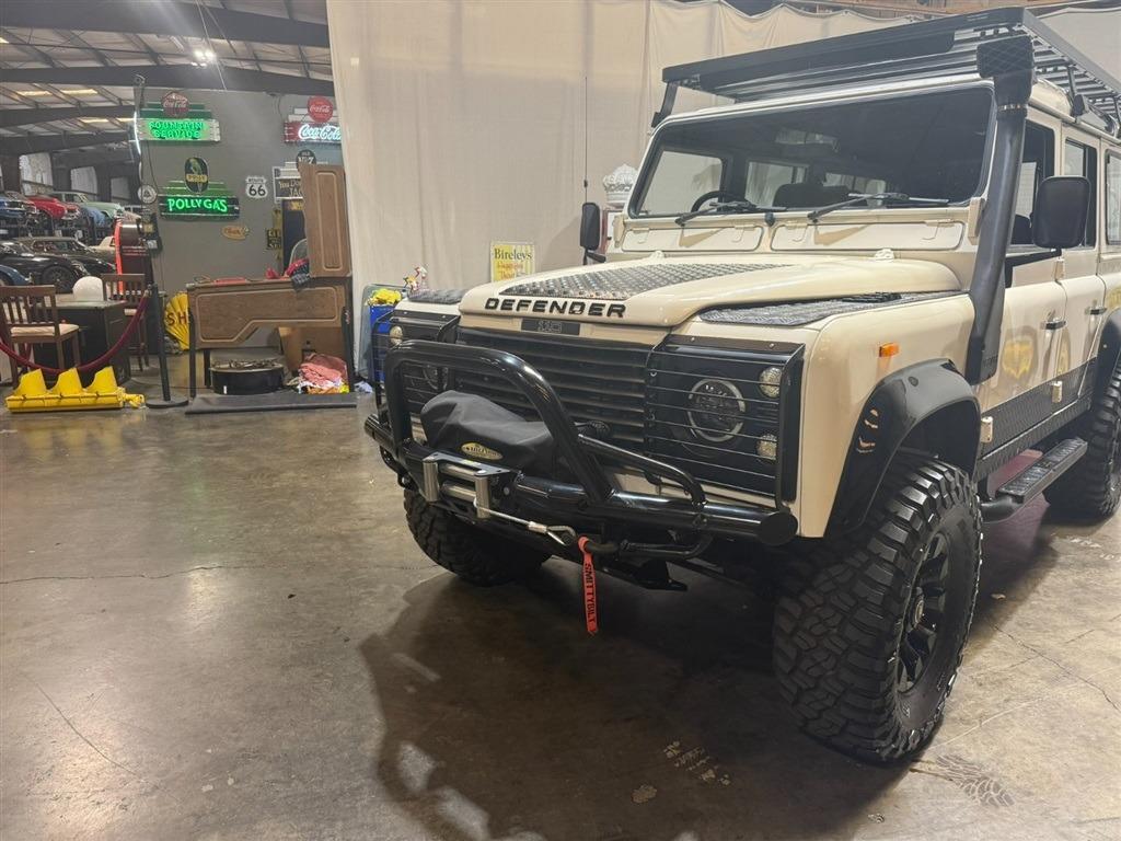 1990 Land Rover Defender 110