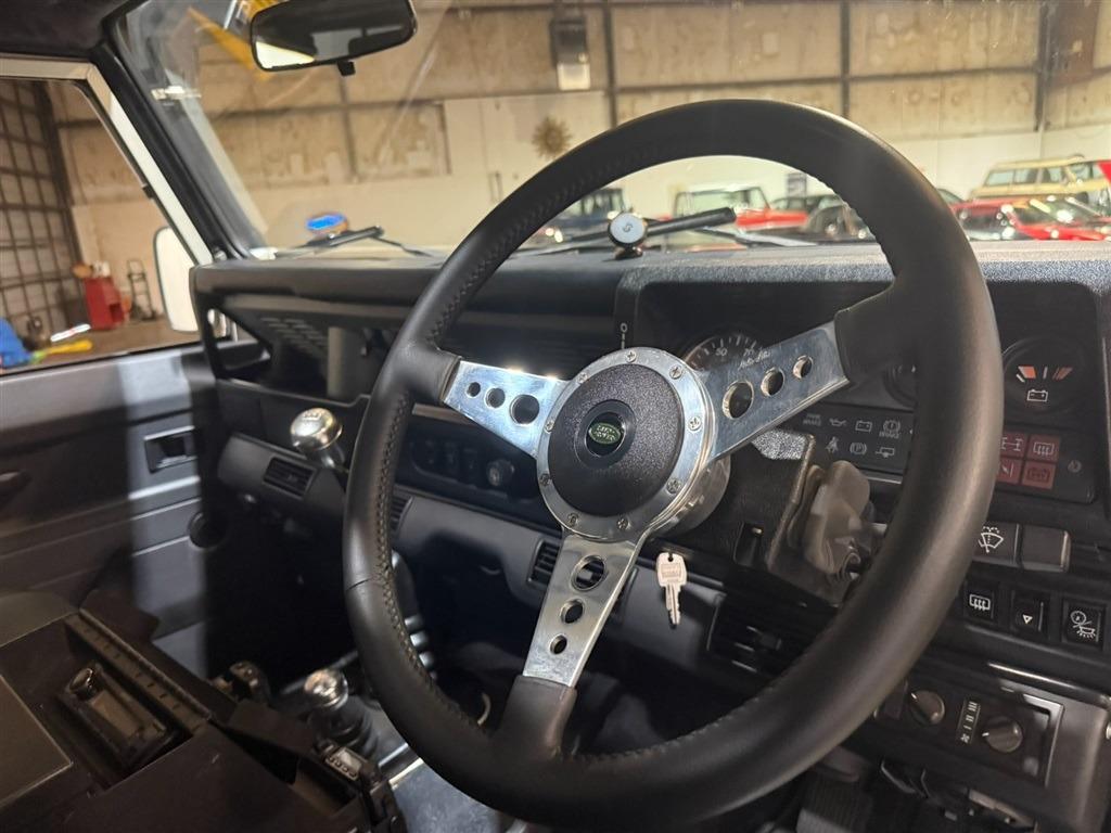1990 Land Rover Defender 110
